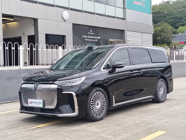 Voyah Voyah Dreamer PHEV