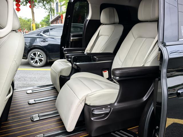 GAC Trumpchi Trumpchi M8