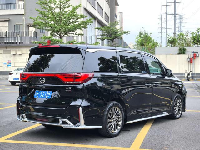 GAC Trumpchi Trumpchi M8