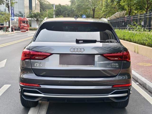 Audi Audi Q3