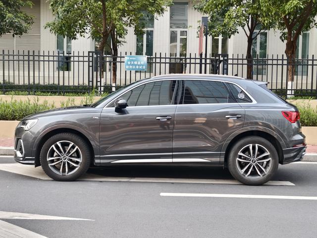 Audi Audi Q3