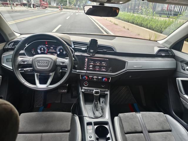 Audi Audi Q3