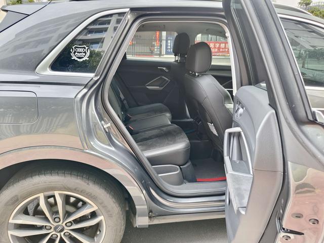 Audi Audi Q3