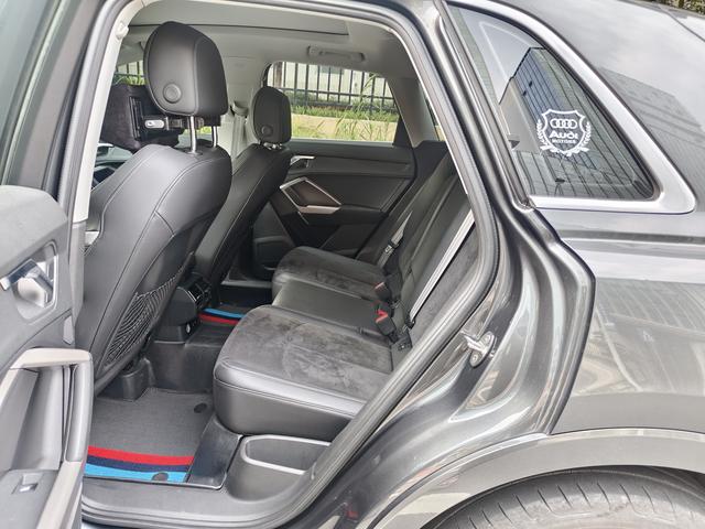 Audi Audi Q3
