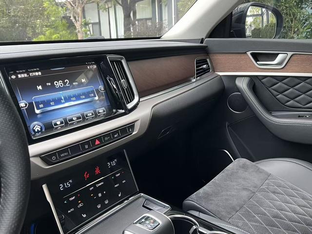 Hongqi Hongqi HS7