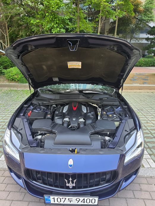 Maserati Quattroporte