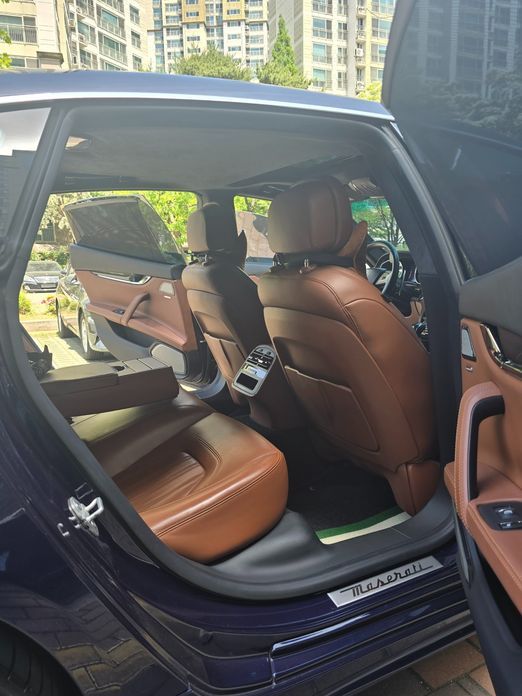 Maserati Quattroporte