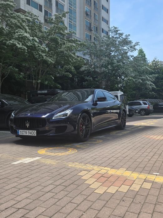 Maserati Quattroporte