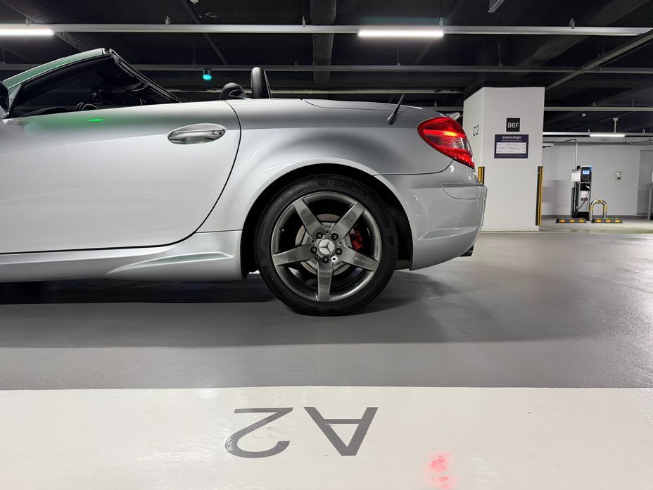 Mercedes-Benz SLK-Class