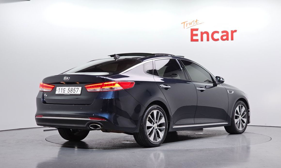 Kia K5
