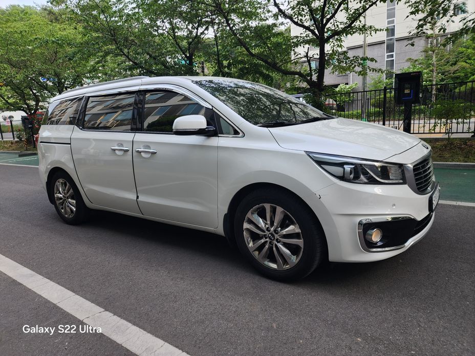 Kia Canival