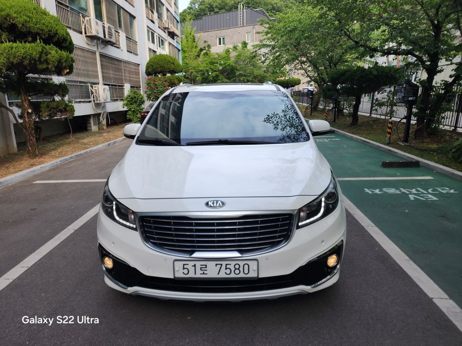 Kia Canival