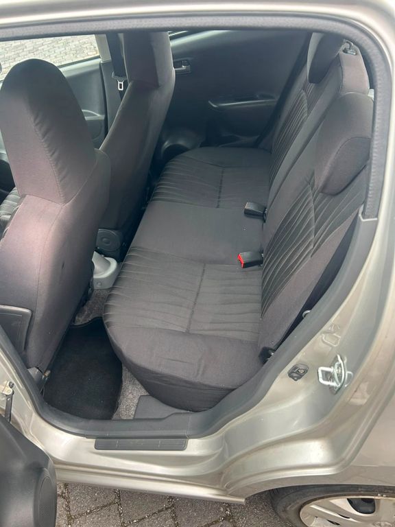 Nissan Pixo