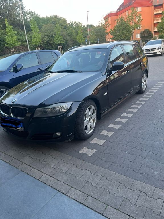 BMW 320