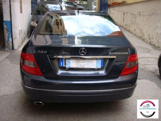 Mercedes-Benz C 200