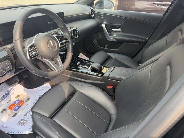 Mercedes-Benz Mercedes-Benz A-Class