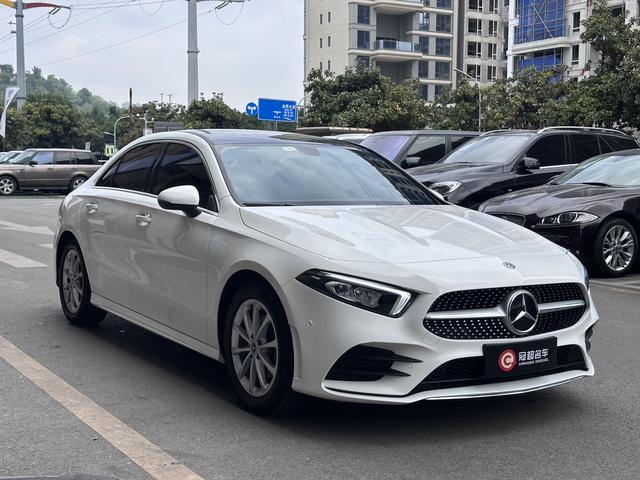 Mercedes-Benz Mercedes-Benz A-Class