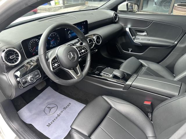 Mercedes-Benz Mercedes-Benz A-Class