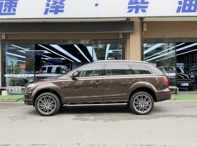 Audi Audi Q7