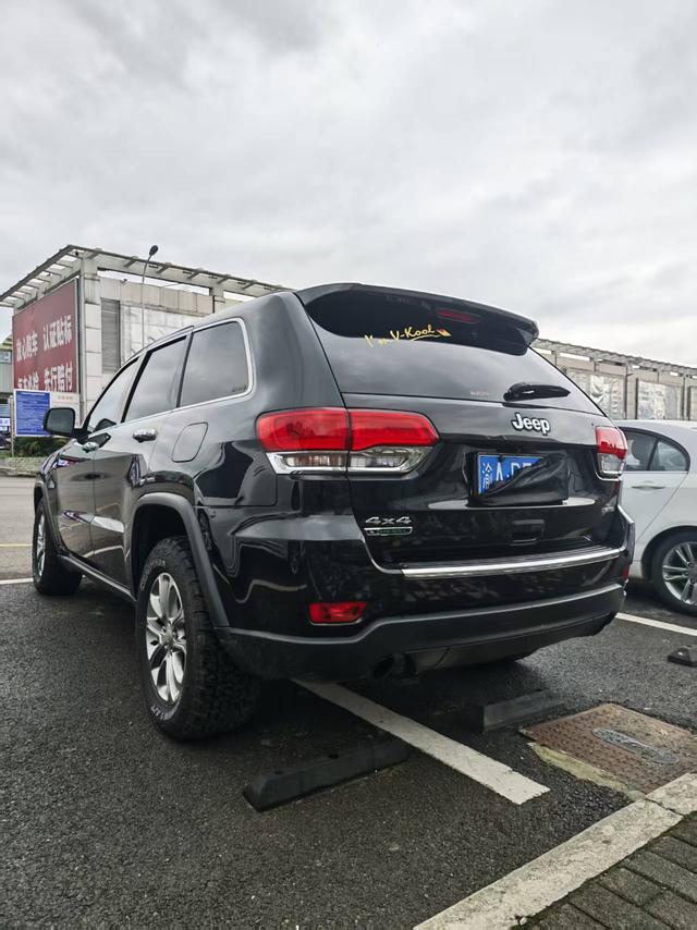 Jeep Grand Cherokee (Import)