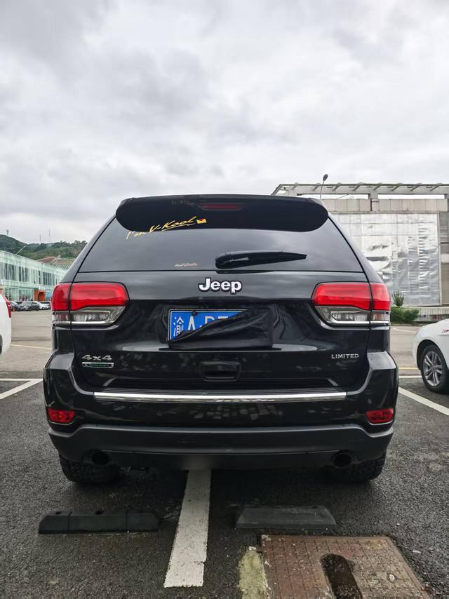 Jeep Grand Cherokee (Import)