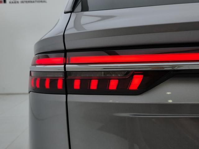 Geely Xingyue L