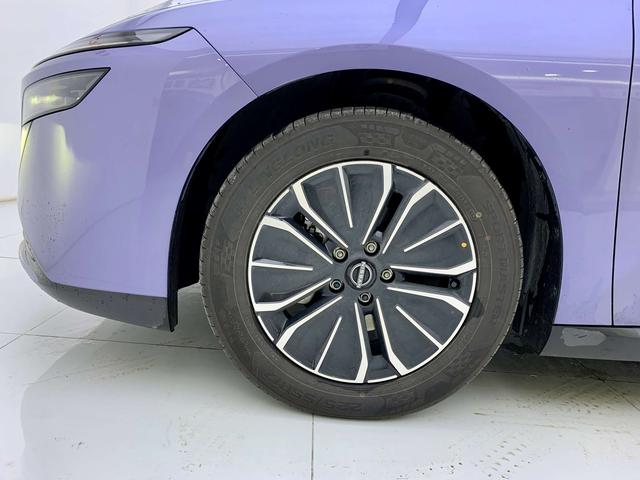 Nissan Nissan N6