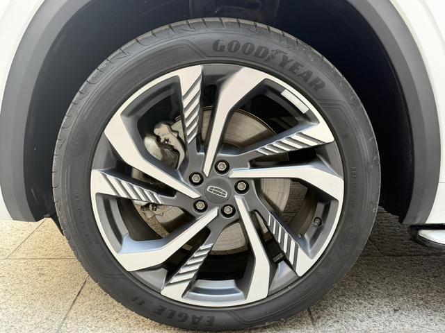 Geely Xingyue L