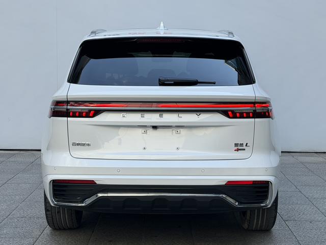 Geely Xingyue L
