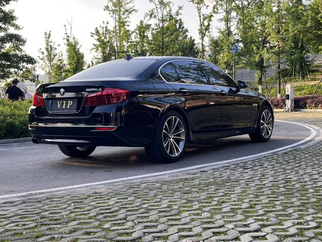 BMW BMW 5-Series