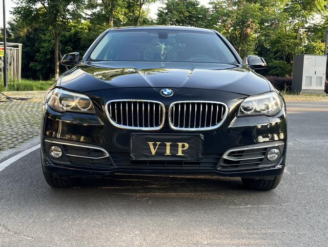 BMW BMW 5-Series