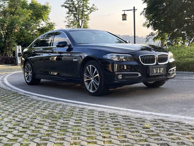 BMW BMW 5-Series