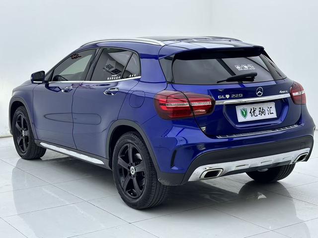 Mercedes-Benz Mercedes-Benz GLA