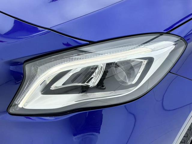 Mercedes-Benz Mercedes-Benz GLA