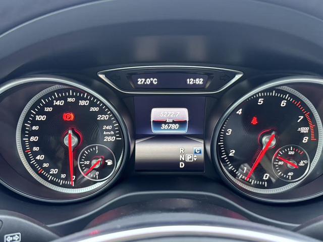 Mercedes-Benz Mercedes-Benz GLA