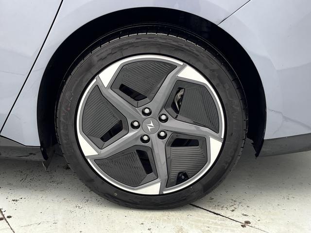 Dongfeng Yipai 奕派007