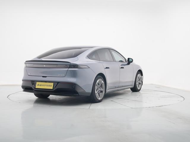 Dongfeng Yipai 奕派007