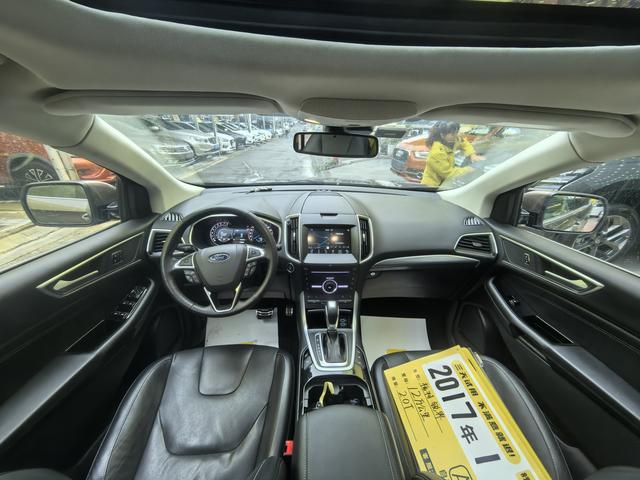 Ford Edge