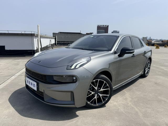 Lynk Lynk & Co 03