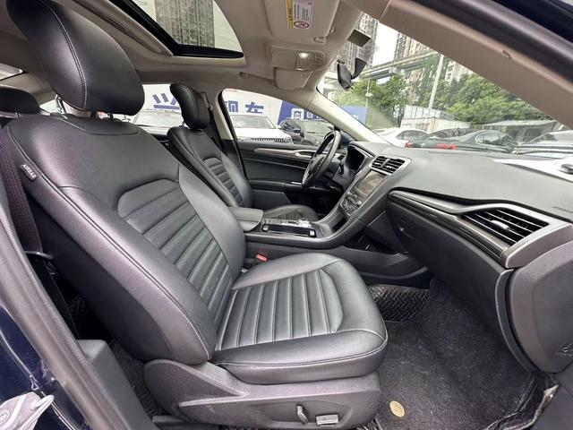 Ford Mondeo PHEV
