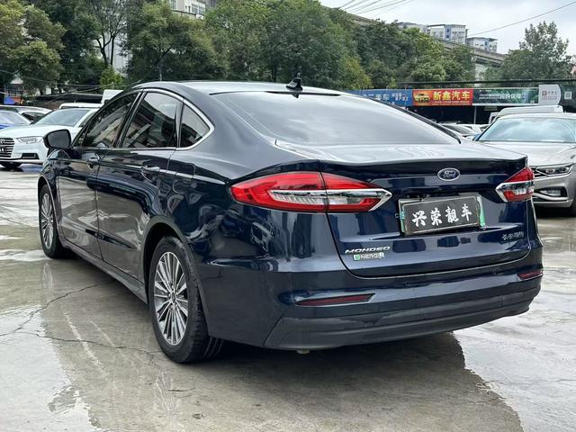 Ford Mondeo PHEV