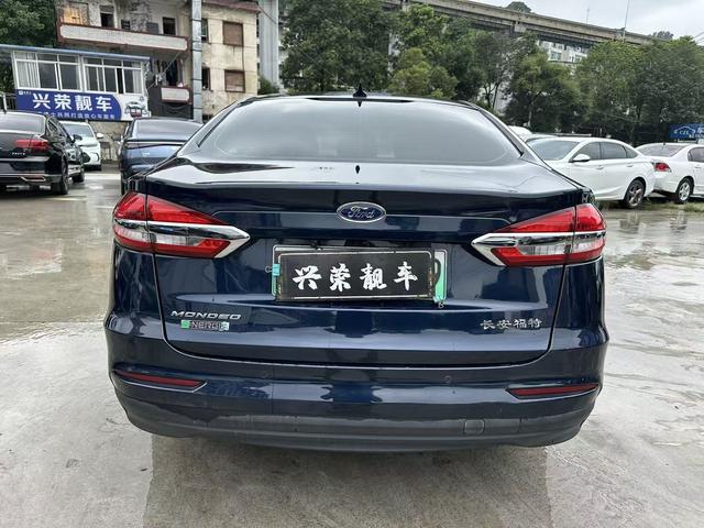 Ford Mondeo PHEV