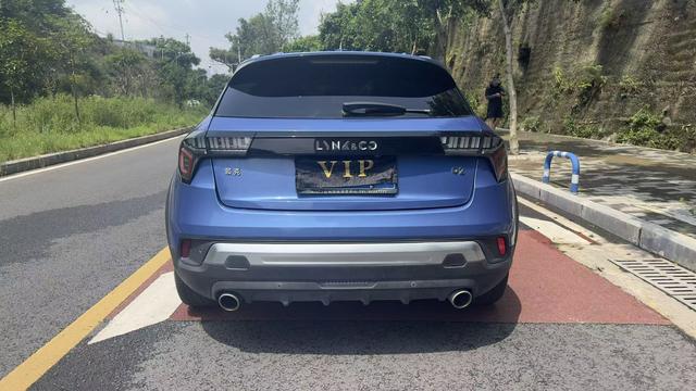 Lynk Lynk & Co 02