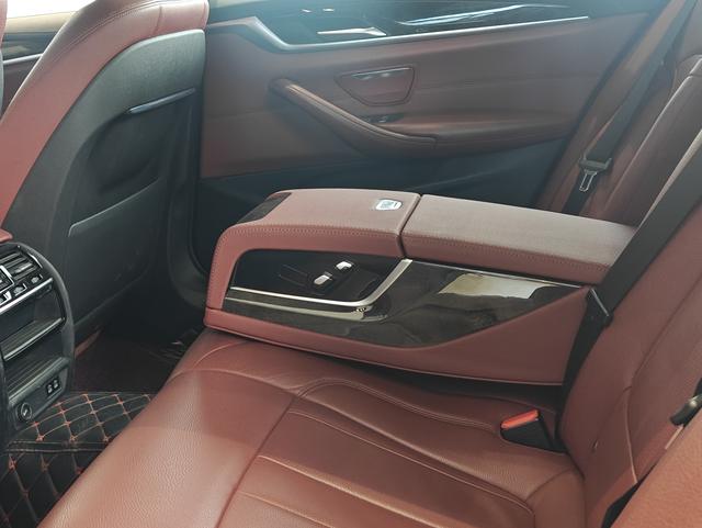 BMW BMW 5-Series