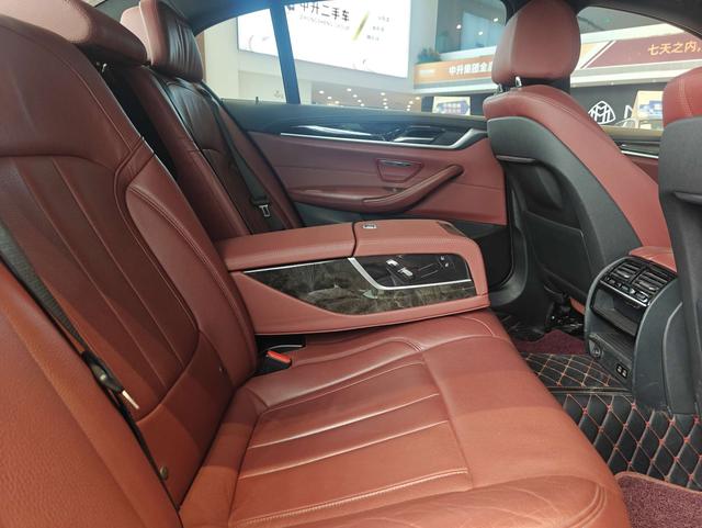 BMW BMW 5-Series