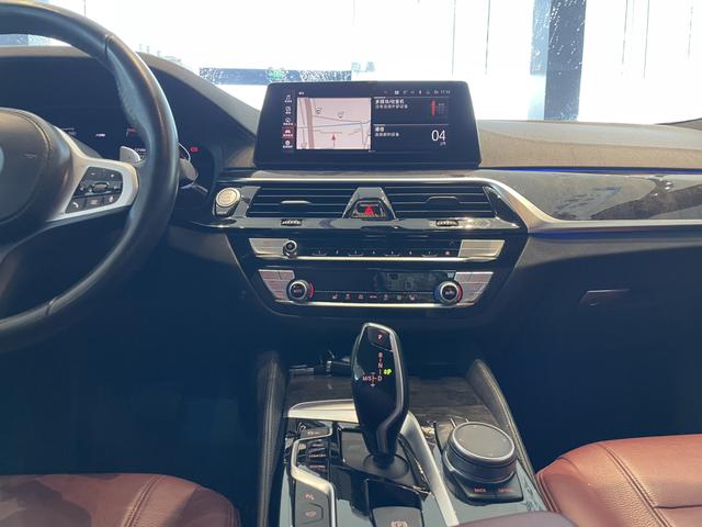 BMW BMW 5-Series