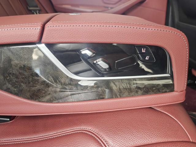 BMW BMW 5-Series