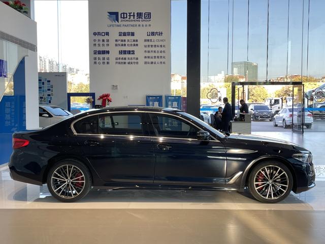 BMW BMW 5-Series