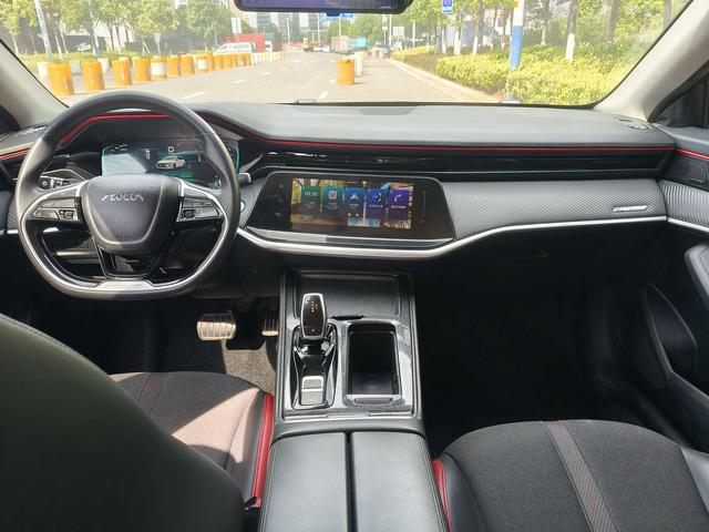 Dongfeng Fengshen Yixuan MAX