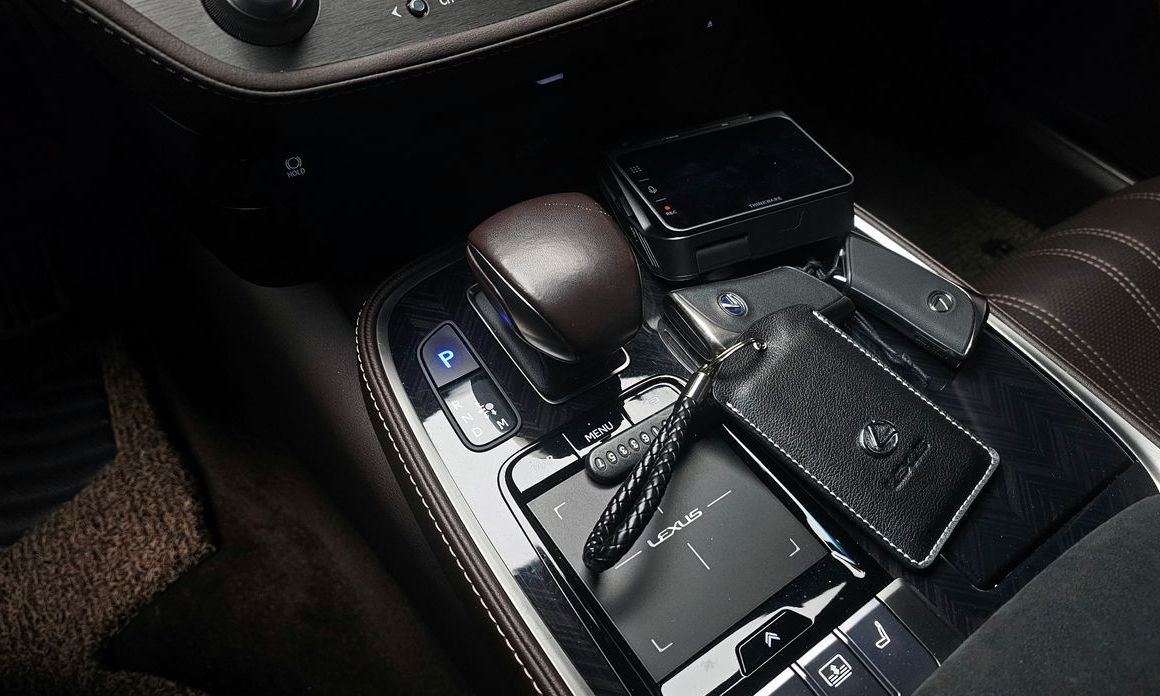 Lexus LS
